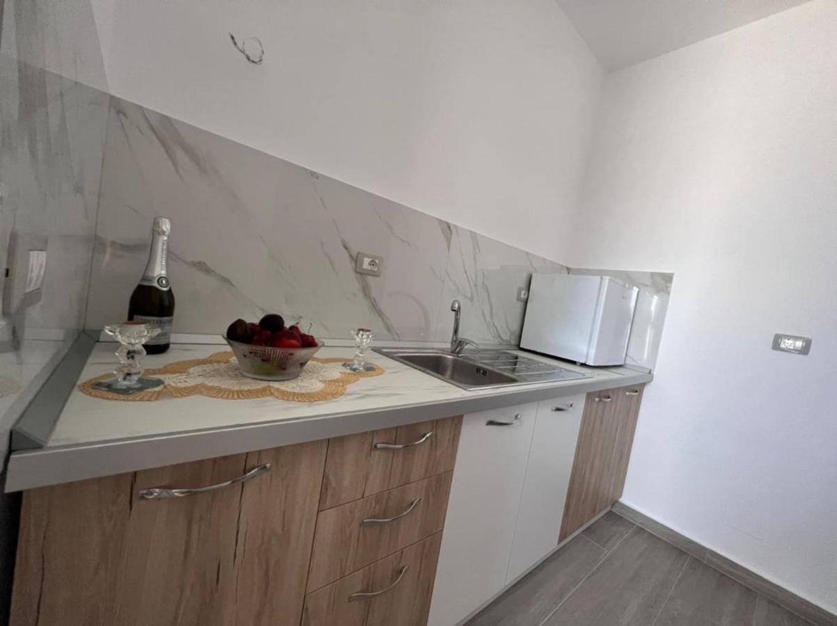 Fiori Rooms Vlorë Extérieur photo